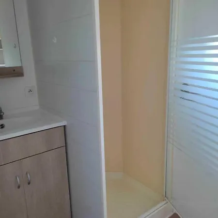 3 Etoiles - Piscine - Eebic0 * Massillargues-Attuech
